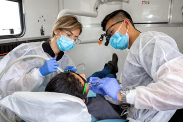 USC Mobile Dental Clinic Provides Dental Care to Underserved Communities in Southern California